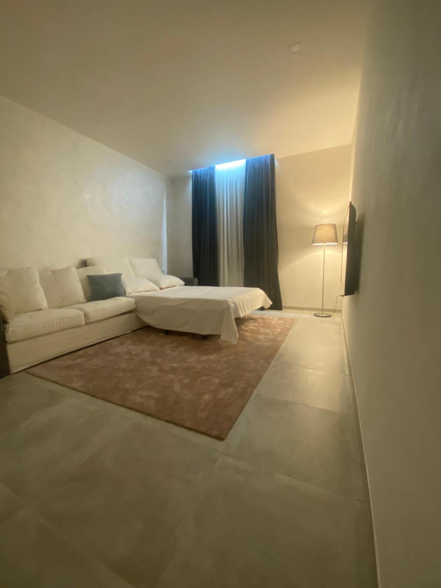 Rifready Apartment Vicino A Aou Careggi, Meyer, Polo Unifi Florença Exterior foto