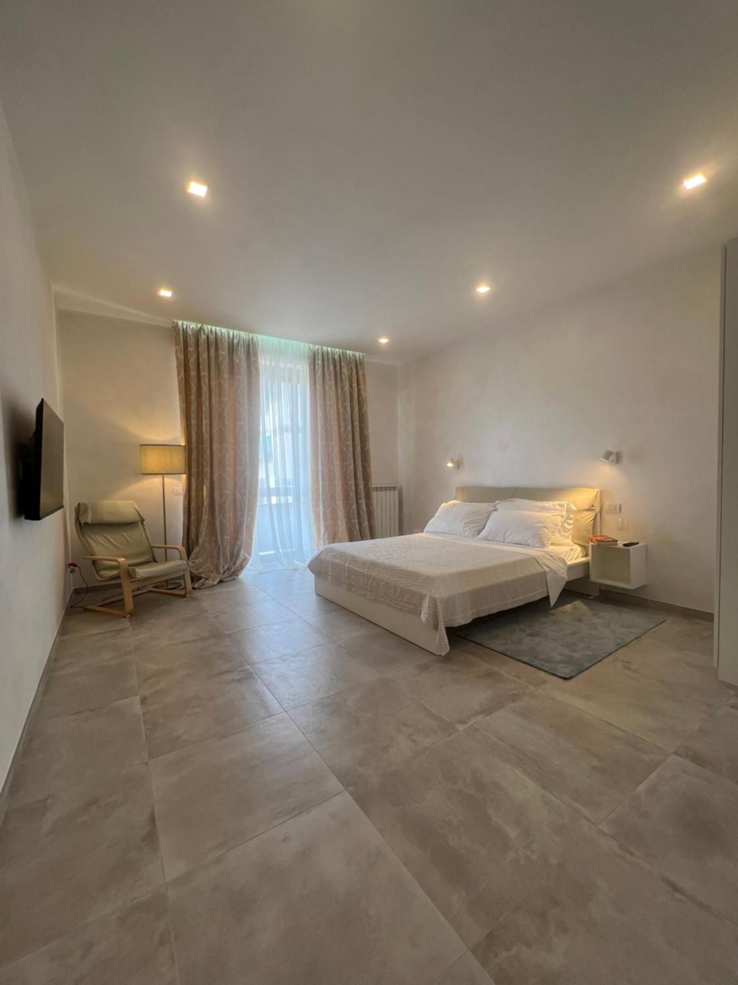 Rifready Apartment Vicino A Aou Careggi, Meyer, Polo Unifi Florença Exterior foto